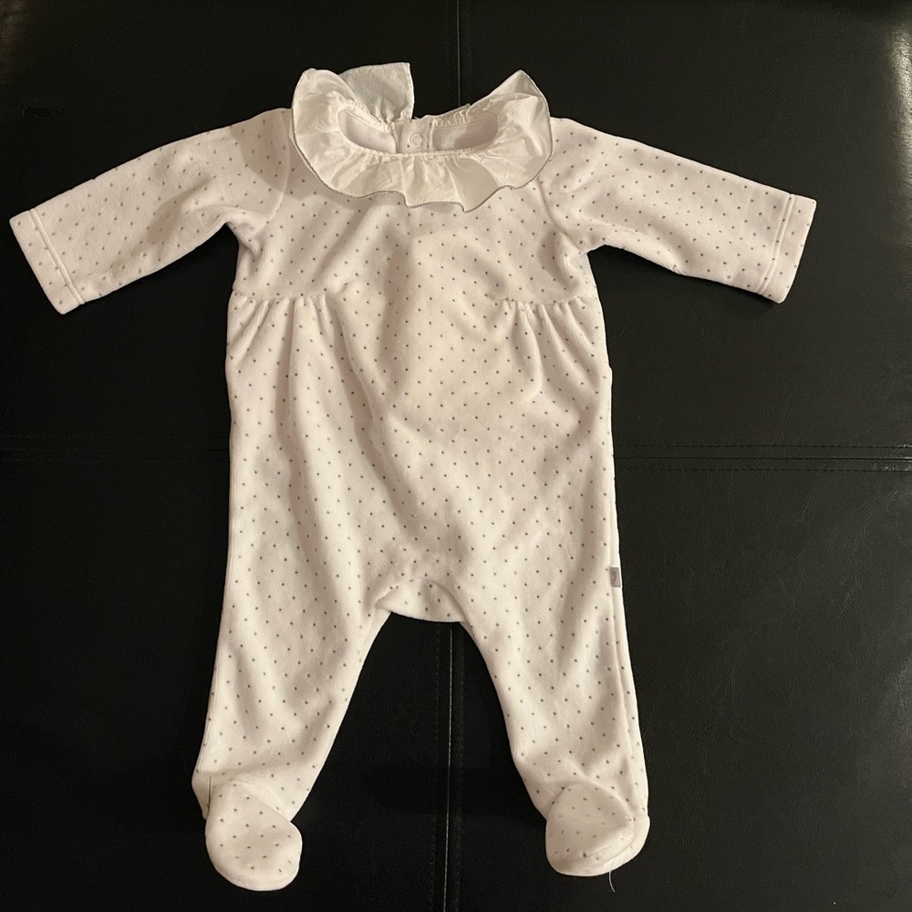 Jacadi white and silver footie